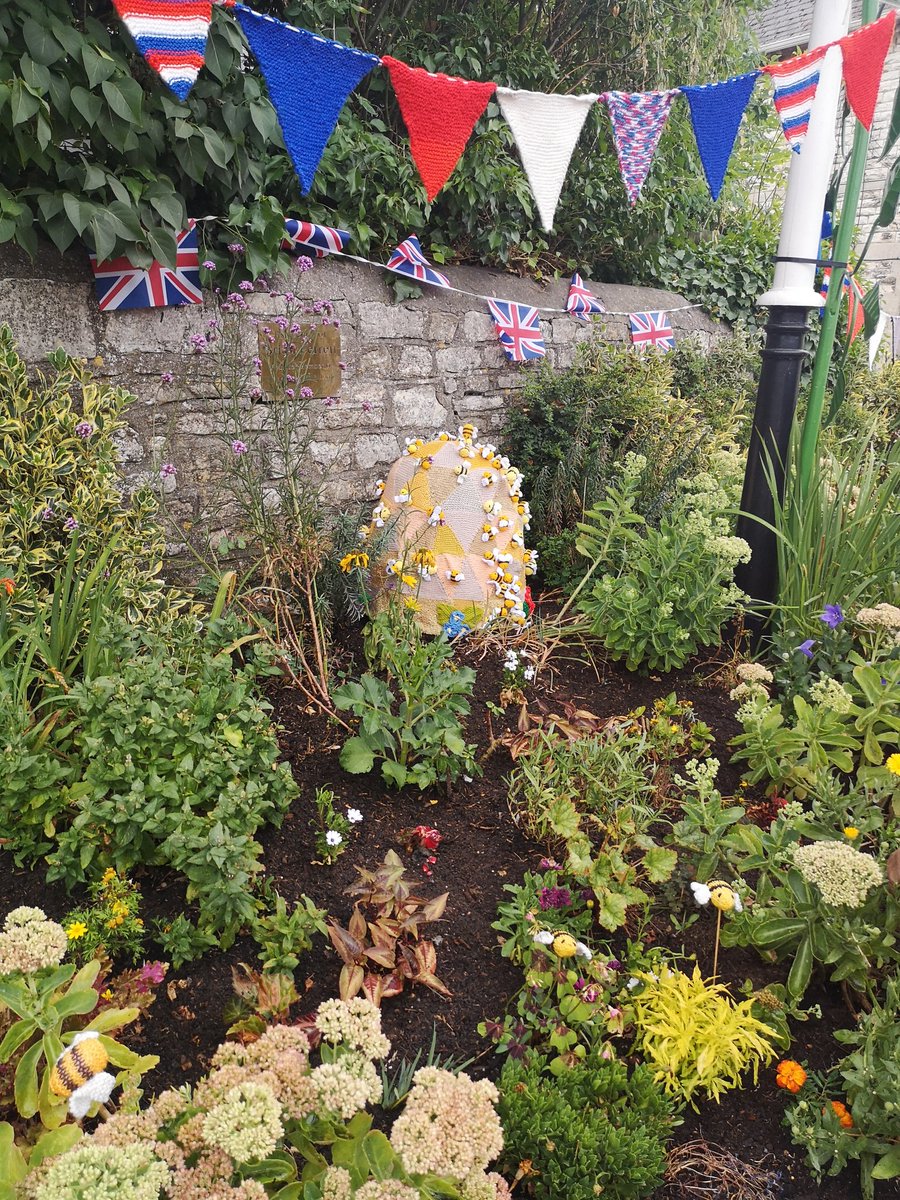 Radstock Knitters tweet media