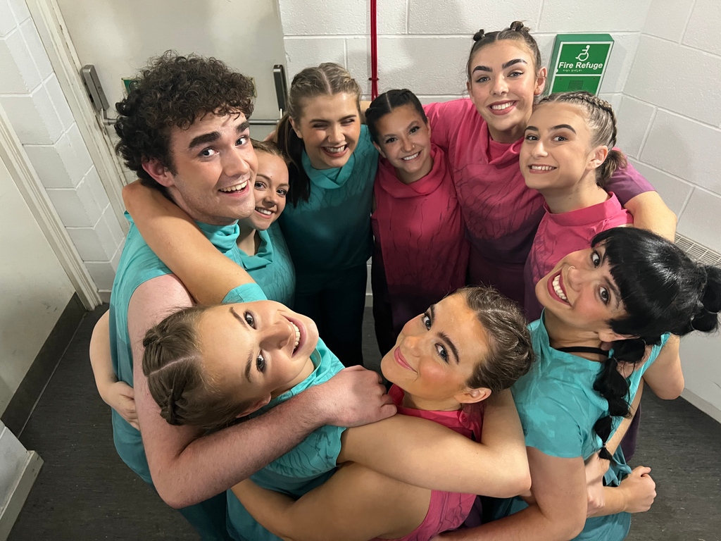 YDanceScotland's tweet photo. NYDCS Will be performing as part of @merchantcityfestival on the 30th and 31st of July.
For more information on NYDCS head to our website.
#scottishdance #danceopportunities #danceuk #merchantcityfestival #livedanceevent #glasgowdance #nationalyouthdance #glasgow https://t.co/YIlvLNJLc4