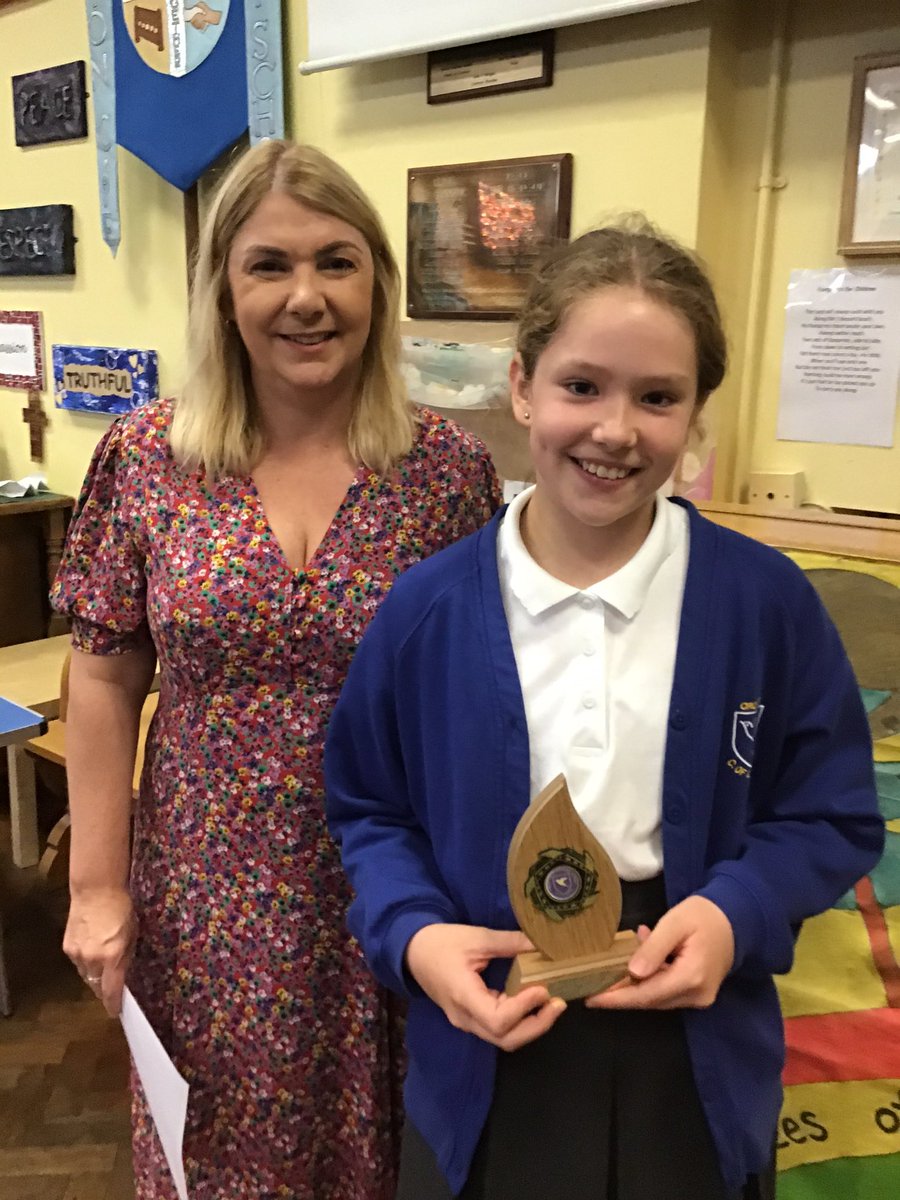 CrontonY6's tweet photo. A wonderful celebration of our BEST awards. The children chosen from our Believe Enjoy Succeed Together motto. They have shown these attributes all year. Well done everyone you have been amazing 🤩 @crontonceschool  @LDSTEducation #BEST #proudteacher https://t.co/JdIixFPYhm