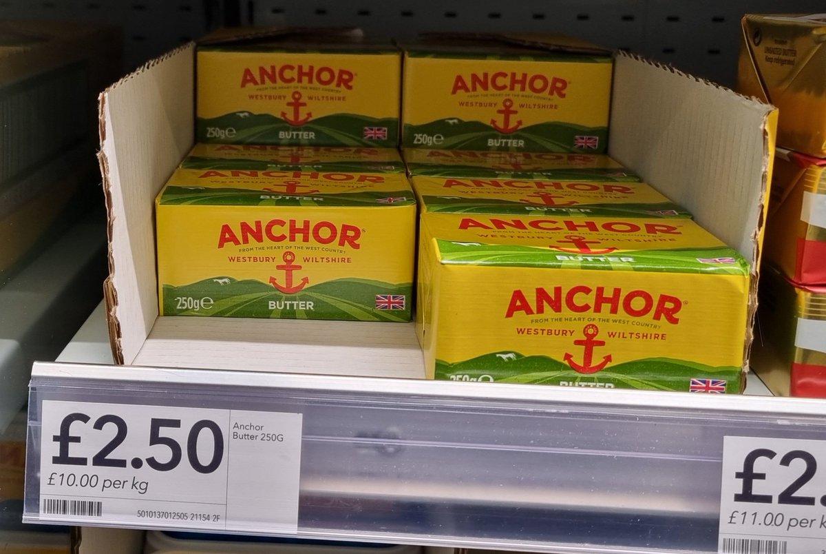 AlTaylorNZ's tweet photo. For those who wanted to see #AnchorButter a bargain price of $20 per kg #agchatNZ @Fonterra 
In the Co-op superstore in Olney, UK https://t.co/yQ8faFuJ8t