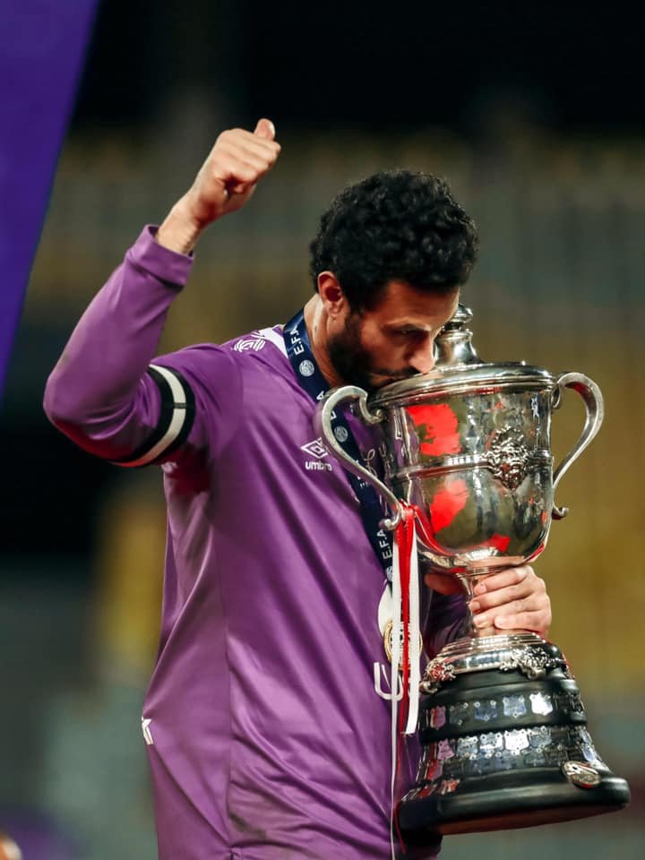 AljmlyBdalrhmn's tweet photo. #صالحو_الجمهور_بالكاس
يا شناوي النفسية محتاجة كاس بكرة https://t.co/UmBAG936de