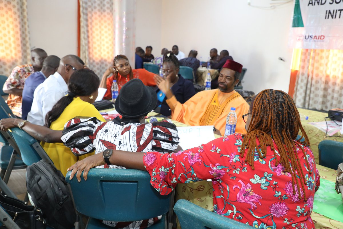 aneejnigeria's tweet photo. #ANEEJSCALEProject Group work – participants broke into groups to discuss/identify gaps in the report and make recommendations as well as develop key advocacy messages and strategies for implementation. @NigeriaScale @21ceywi @Ugolor @USAIDNigeria  @OurNigerDelta  @EdoStateGovt https://t.co/2bONdTukFP