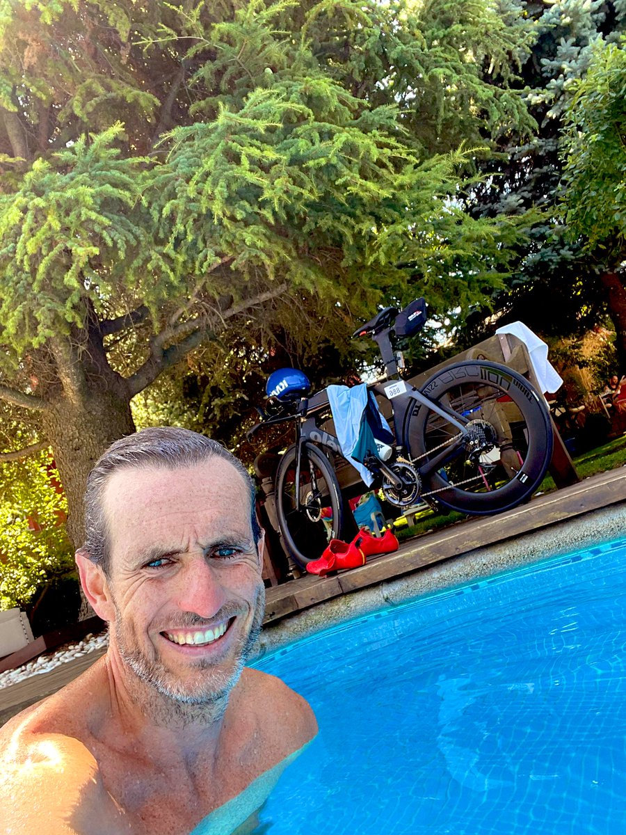 tri4dream's tweet photo. El mejor Recovery posible post Bike: bañito en @BBConcha. 😀

#SierradeMadrid 💙 https://t.co/KzEXfSuKgF