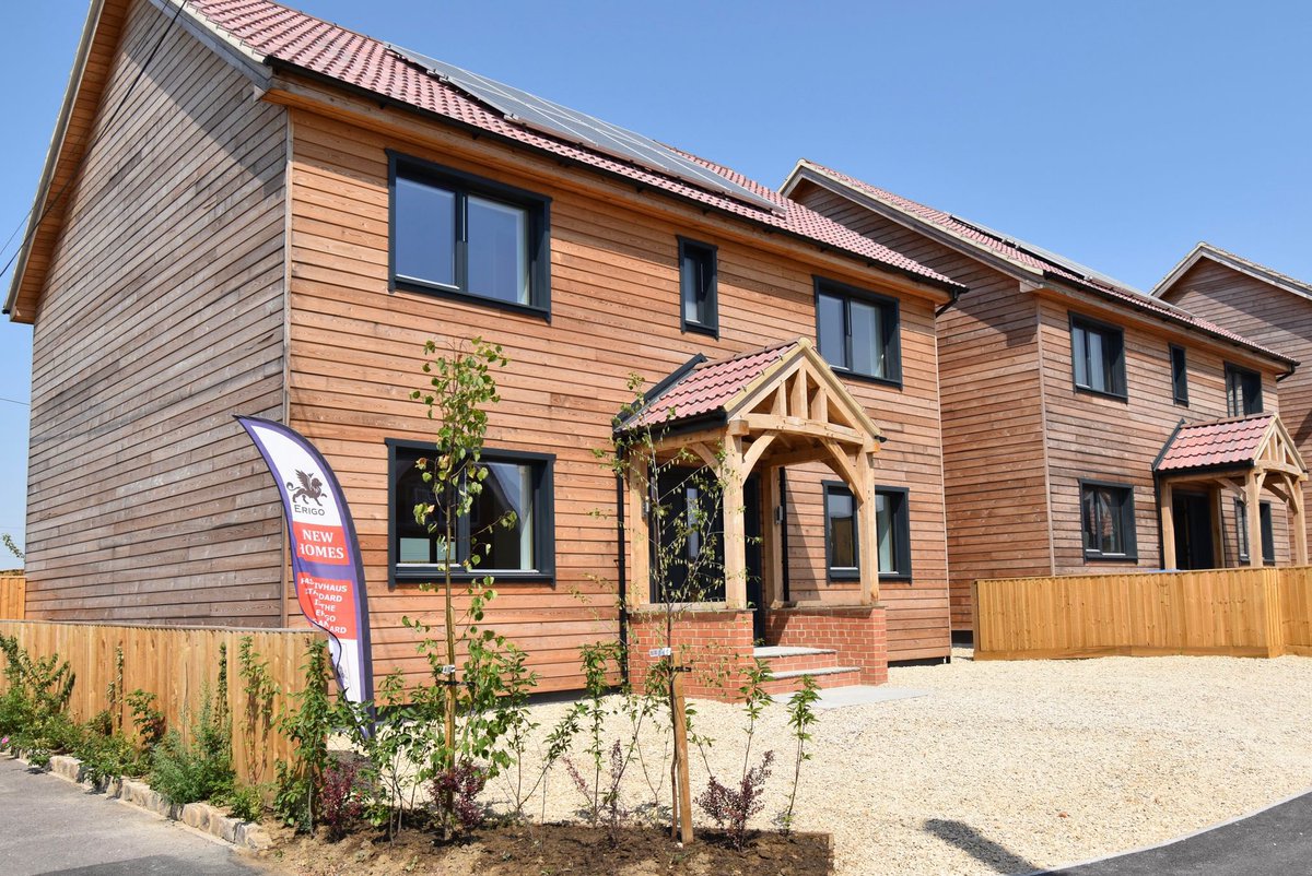 Erigo_UK's tweet photo. Yesterday we completed the second of three #passivhaus homes in Wiltshire, and the new owners are now moving in. https://t.co/zFkXaUM8kq