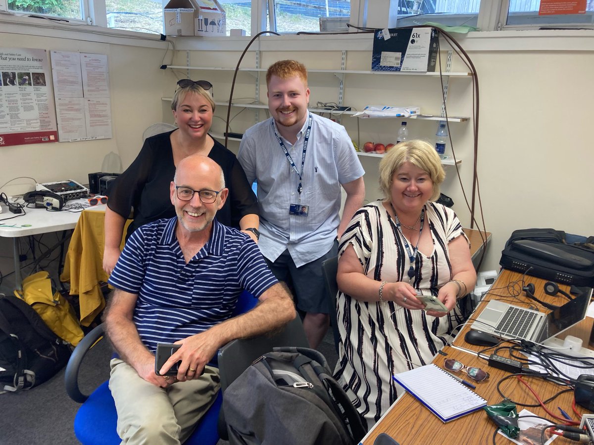 Rhuanedd's tweet photo. Diwrnod da yn y Sioe Fawr. Diolch i bawb sydd wedu cyfrannu at ddarllediadau BBC Cymru ar y radio, ar y teledu ac arlein - a diolch i’n staff. Brilliant day at the @royalwelshshow . Thanks to all contributors to our radio, TV and online content - and to our @BBCWales staff. #RWS https://t.co/9o0jAQZrIH