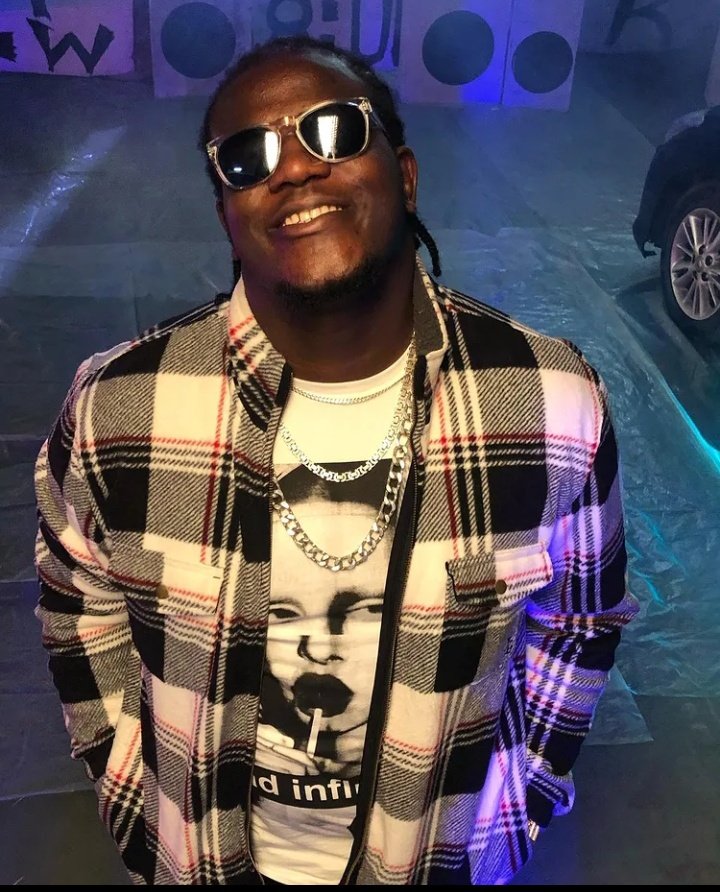 Boomplay_kenya's tweet photo. Listen to @Breeder_LW_ break down how he rose to the top in his latest single #BigFatCheque ππΎ
https://t.co/CQxpncgUeP https://t.co/IPHe20T8n3