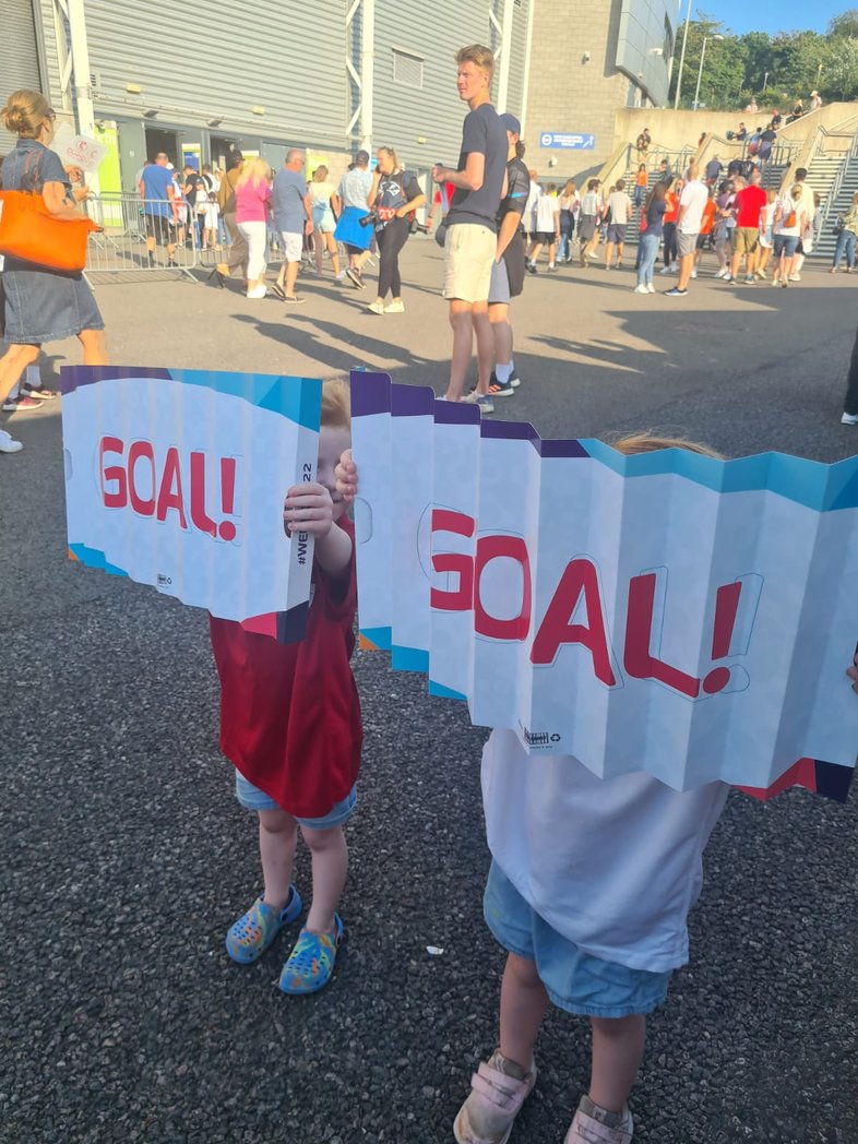 Come on the #lionesses #WEURO2022 #England