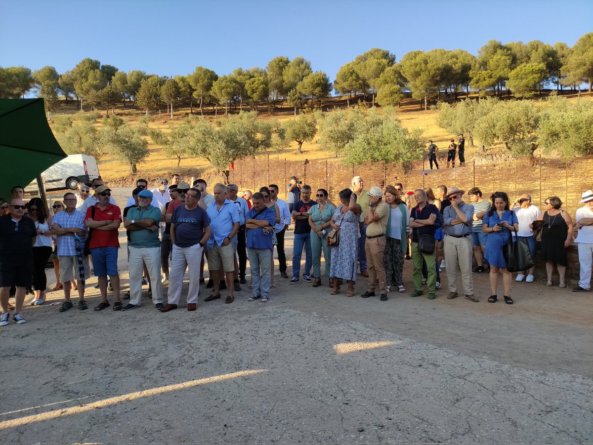 Acto anual de homenaje a las víctimas del franquismo en #Granada