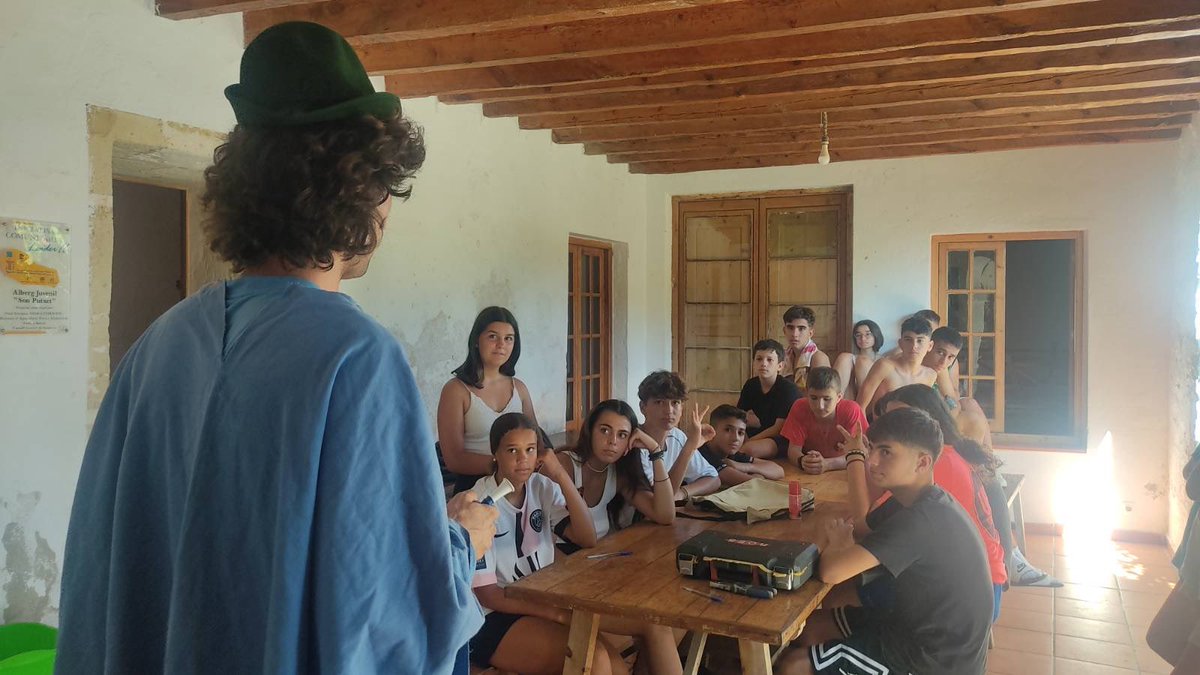 C.E.Xixell tweet media