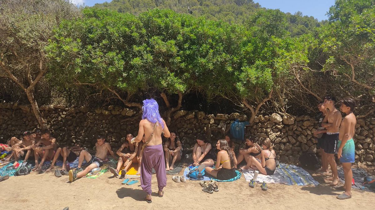 C.E.Xixell tweet media