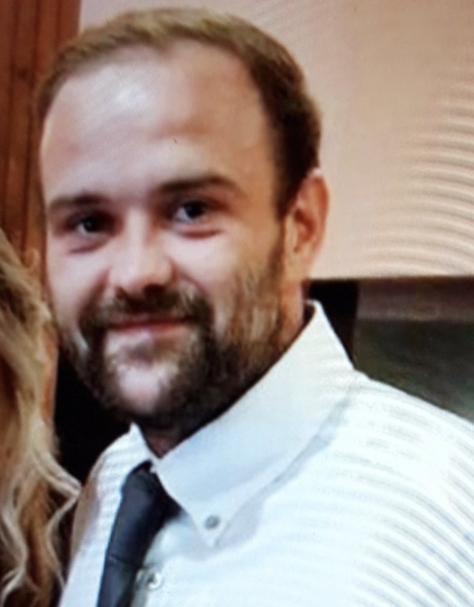 1/2 ** Please share - Have you seen missing Jack? **

Police are urgently appealing to trace missing 25 year old Jack Millward from Middlesbrough. 

Jack was last seen around 4pm today in the Acklam Road / Maldon Road area.

He is described as a white male, slim build…