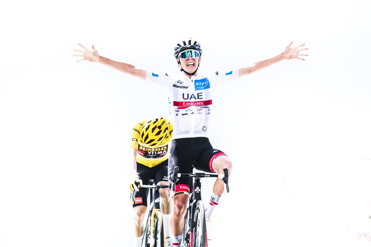 Charly López (@charlylopezph) on Twitter photo ❤️ Qué batallas más bonitas nos están regalando Vingegaard y Pogačar en este <a href="/LeTour/">Tour de France™</a>. ❤️ Qué batallas más bonitas nos están regalando Vingegaard y Pogačar en este <a href="/LeTour/">Tour de France™</a>.