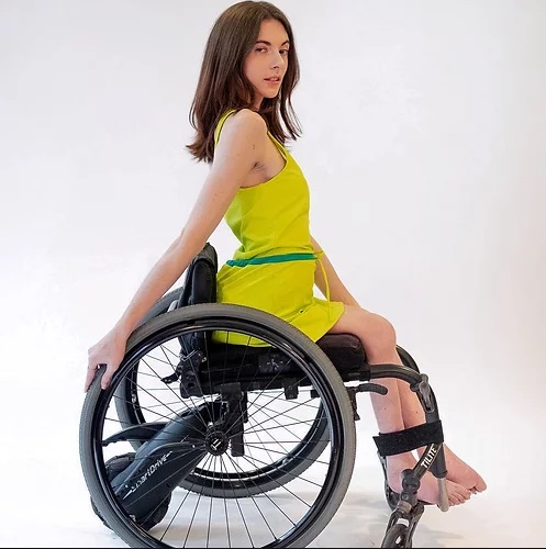 AmeriDisability's tweet photo. Shopping for well-fitting #swimwear can be challenging for anyone with or without #disabilities but, perhaps, more so for consumers with disabilities. 
Visit the link where you'll find 20 Adaptive Swimwear Must-Haves to Dive into the Sand &amp; Surf🌞🏄️🏖️
https://t.co/ncOP3zvGHp https://t.co/MDilHpEFRJ