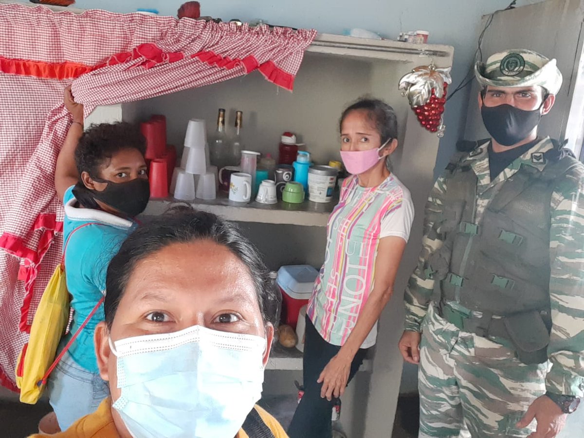 CNAEGARCIADEHEV's tweet photo. Cierre de despensa: Antonio Rómulo Costa, jardín de infancia Rómulo Costa, Liceo Nacional onal Pedro Antonio Ríos Reina, Antonio José de Sucre #VenezuelaProductiva @NicolasMaduro @FreddyBernal @Berzabethg1 @clifmgarciahevi @CnaeTachira @GMAS_TC03 https://t.co/mIdcwy8YRu