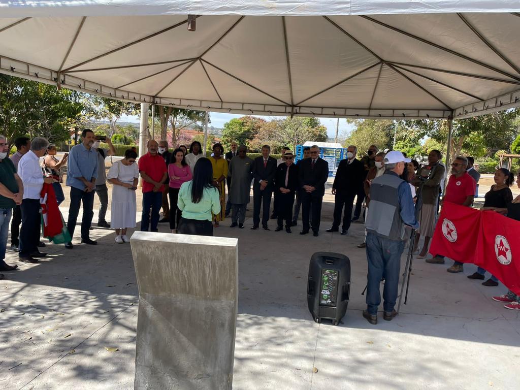 EmbaixadaNicBr's tweet photo. A Embaixada da Nicarágua no Brasil comemorou o 43° Aniversário da Revolução Popular Sandinista na Praça América Central, com a participação de membros do Corpo Diplomático, representantes de Movimentos Sócias e outros!
#4319FUERZADEVICTORIAS!
#4319SANDINOVIVE!
#4319SIEMPRELIBRES https://t.co/jRSeYQQukA