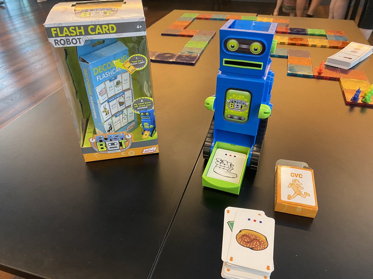 Exploring some of our favourite materials to use during small group! #ETFOsa22