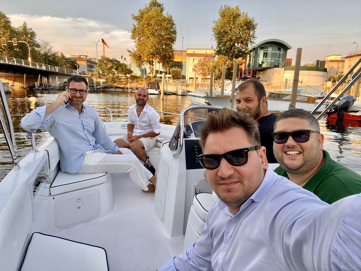 _danielbasso's tweet image. #friends