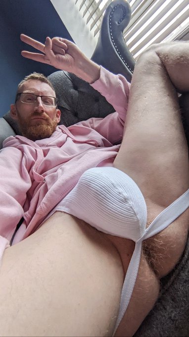 We did it joe... 300k followers 🥳🥳🥳 Wild times! 60% off for my next 100 OF subscribers to celebrate.