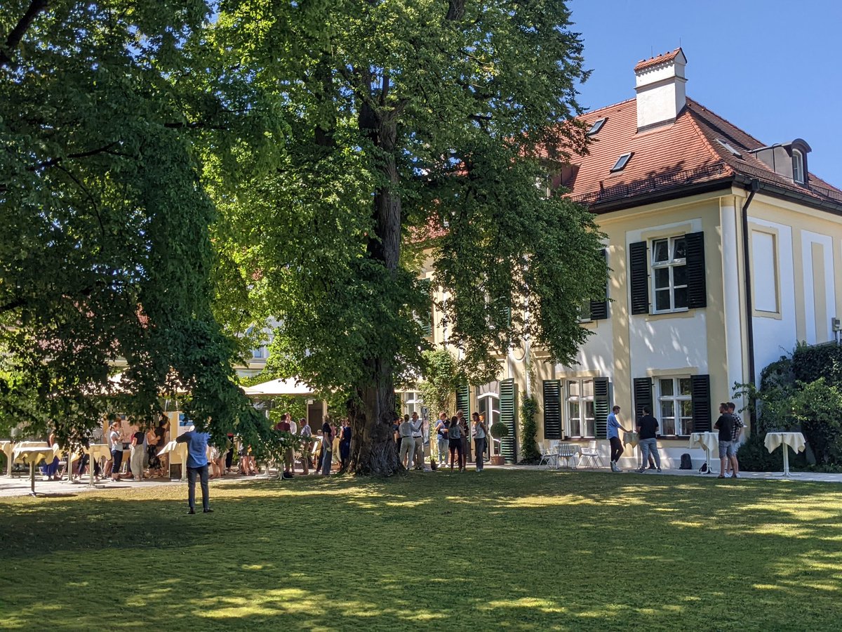 LETSimmun's tweet photo. Special thanks to the Carl-Friedrich von Siemens Foundation for funding and hosting the retreat and making it very special! https://t.co/2E6Ca1HAF7