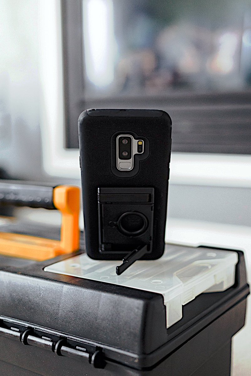 Triptechgear's tweet photo. Making life easy every day! 😎
https://t.co/6DhrVE8ph2

#Triptech #Flipside #phonegrip #iPhone #samsunggalaxy #awesome #lifehack #lifestyle #menstyle #menatwork #diy #youtube #mensgear  #gear #gadget #amazonfinds #phoneaccessories #dadstyle #dadstuff #gifts #oneplus #googlepixel https://t.co/aJC0SCiITF