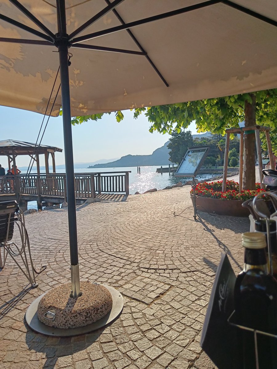 CryptoSpartan17's tweet photo. Soaking up the sun and enjoying life in Italy while the markets are going back and forth 🧘🏾‍♂️ https://t.co/u0LjZC3EMA