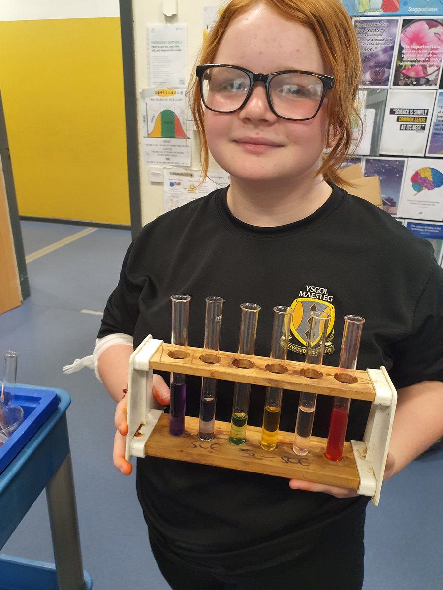 Look how proud our year 7 students look. Using an acid, alkali and water to create a pH rainbow. We are super impressed they managed to get the whole range! This is what resilience looks like 👍 <a href="/MaestegSchool/">Maesteg School</a> #STEM #creativelearning