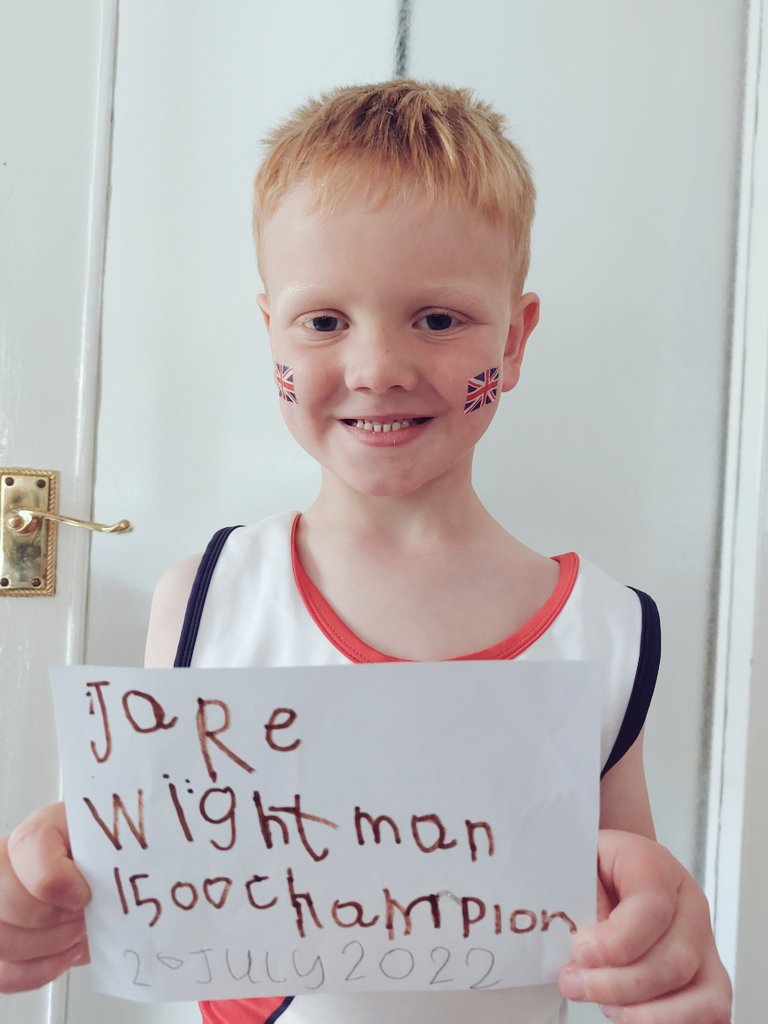 ShirlAdd's tweet photo. Easy deciding who to dress up as for @ictennis World Sports Day 
@JakeSWightman @lauramuiruns @dinaashersmith 
Role models on the track and off ❤️ @scotathletics @BritAthletics https://t.co/Yngya5cLnB