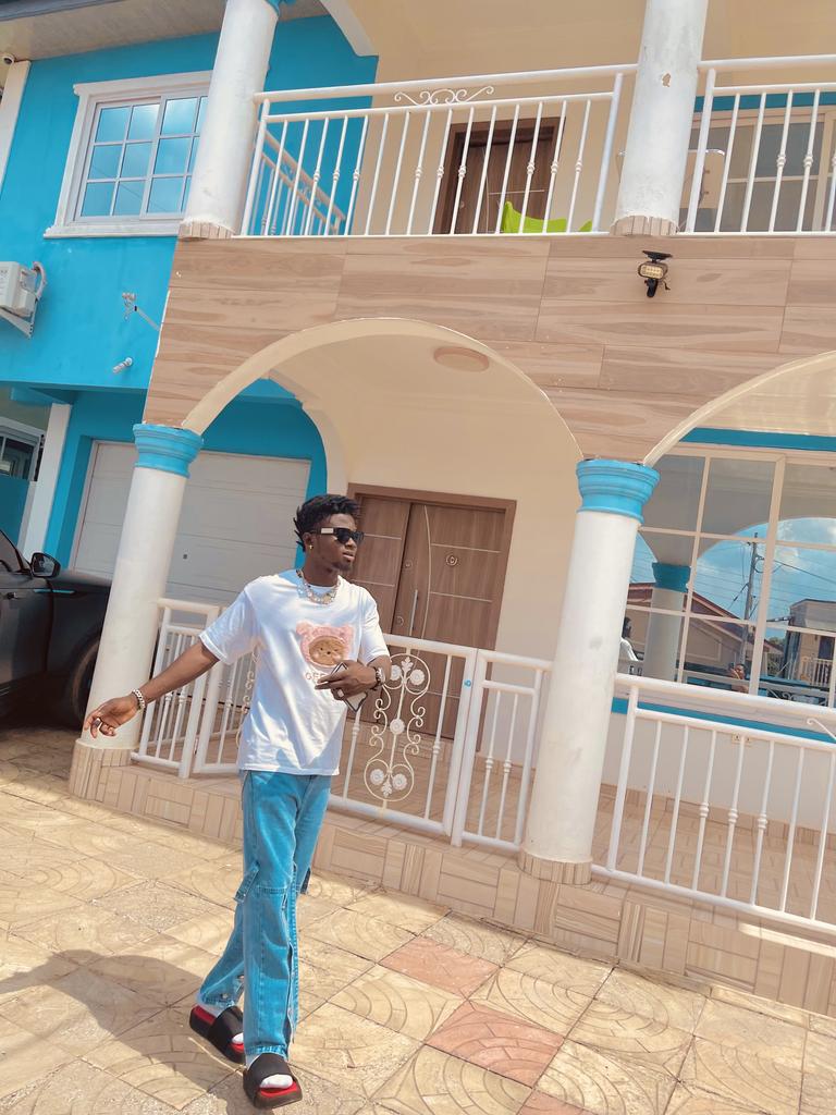 KuamiEugene's tweet photo. Wondering If Money Is Still The Root of All Evil  🤔 https://t.co/DqlYRNizfL