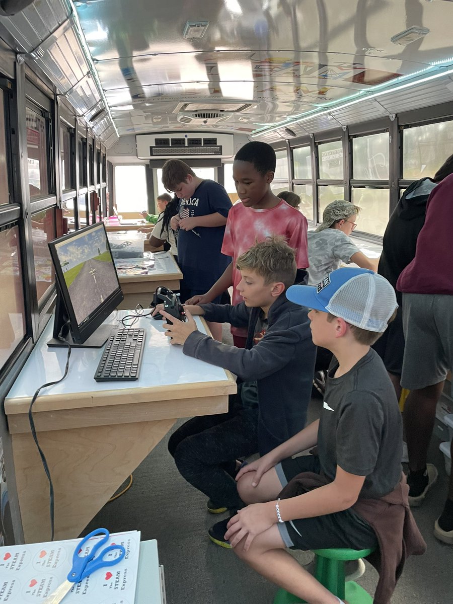 TheSTEAMExpress's tweet photo. Thank you Albany’s Hornet Academy for inviting the 🚂#STEAMExpress🚂to be a part of your summer program today! #STEAM @LPPS_EdTech @tech_parish @Livingston_PPS @JolieG1 @almshornets @AlbanyUpper @AlbanyLowerElem @Albany_High @A_Robinson_MEd @JoeMurphylpsb https://t.co/ZcrCsRvIIT