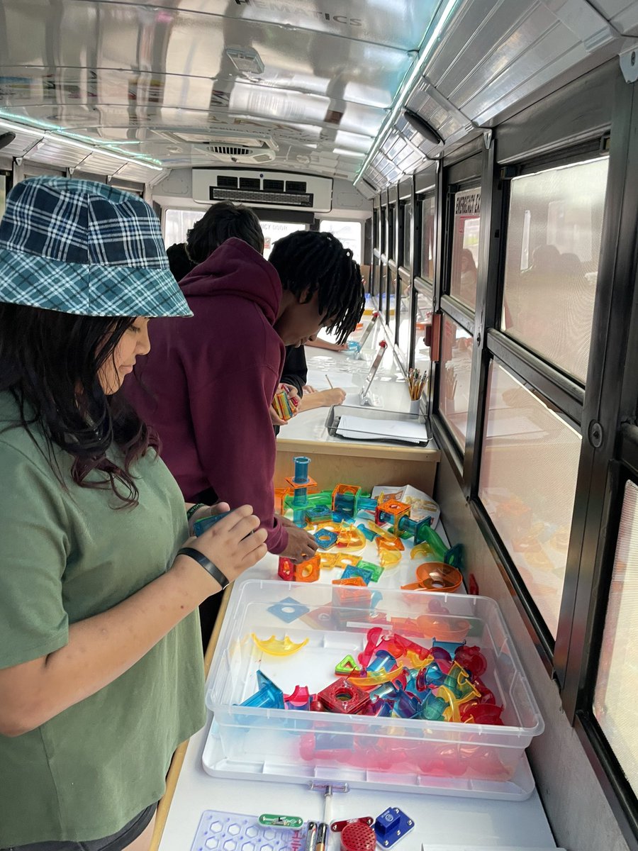 TheSTEAMExpress's tweet photo. Thank you Albany’s Hornet Academy for inviting the 🚂#STEAMExpress🚂to be a part of your summer program today! #STEAM @LPPS_EdTech @tech_parish @Livingston_PPS @JolieG1 @almshornets @AlbanyUpper @AlbanyLowerElem @Albany_High @A_Robinson_MEd @JoeMurphylpsb https://t.co/ZcrCsRvIIT