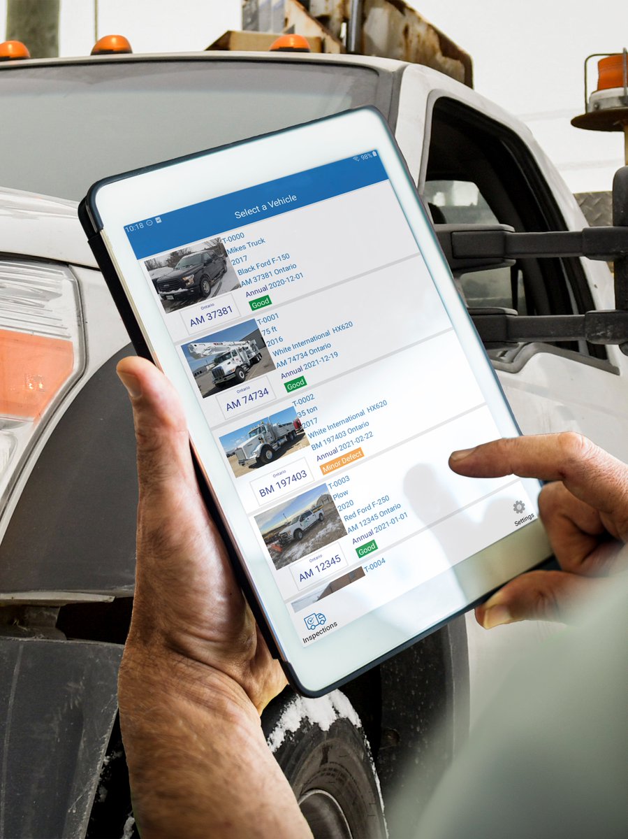 ReadyChek's tweet photo. #WednesdayMotivation Switch to ReadyChek today and stop managing paper #inspections!  Save time, reduce paperwork errors, and improve communication with safety managers.  Register for a free 30 day trial at https://t.co/DrWRMGdmR7

#mobileapp #pretrip #cvor #under160 https://t.co/lhjkdgYAxb