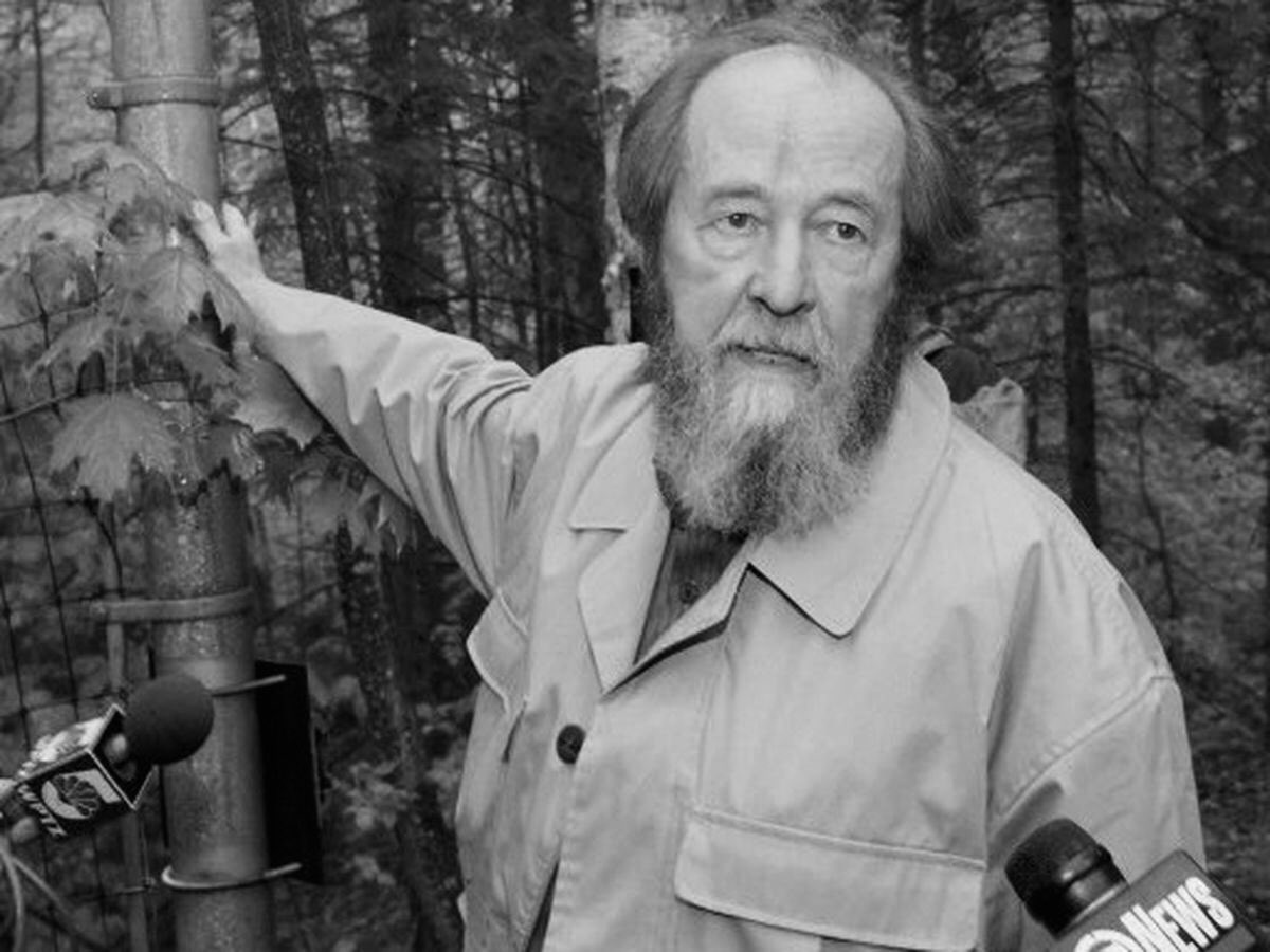 coherence_e's tweet image. « Les hommes n'étant pas dotés des mêmes capacités, s'ils sont libres ils ne seront pas égaux, et s'ils sont égaux c'est qu'ils ne sont pas libres. » 
Alexandre Soljenitsyne