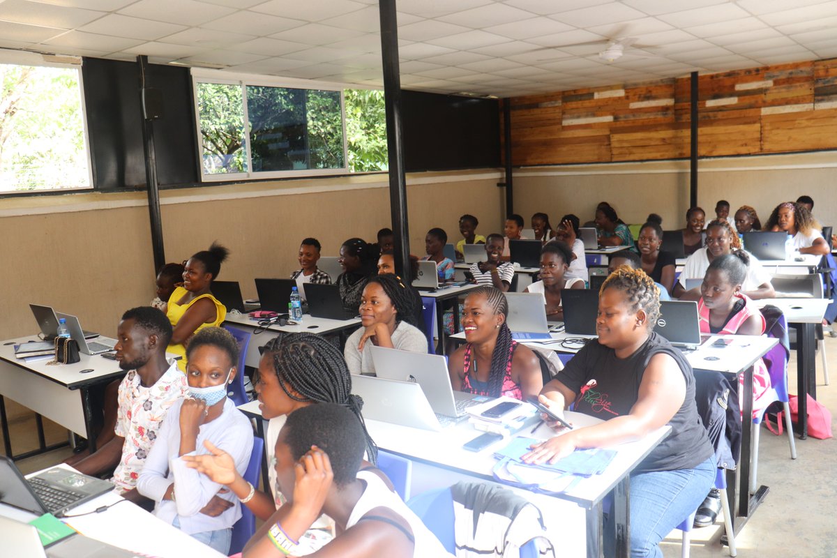 LakeHub's tweet photo. We continue supporting, providing opportunities &amp; top notch technology skills training to girls and young women in order to enhance women's economic security and ensure diverse and talented STEM workforce.
#FemiDevs
@UNDPKenya @theborderhub @pillarscare https://t.co/GdWL4k3mg9
