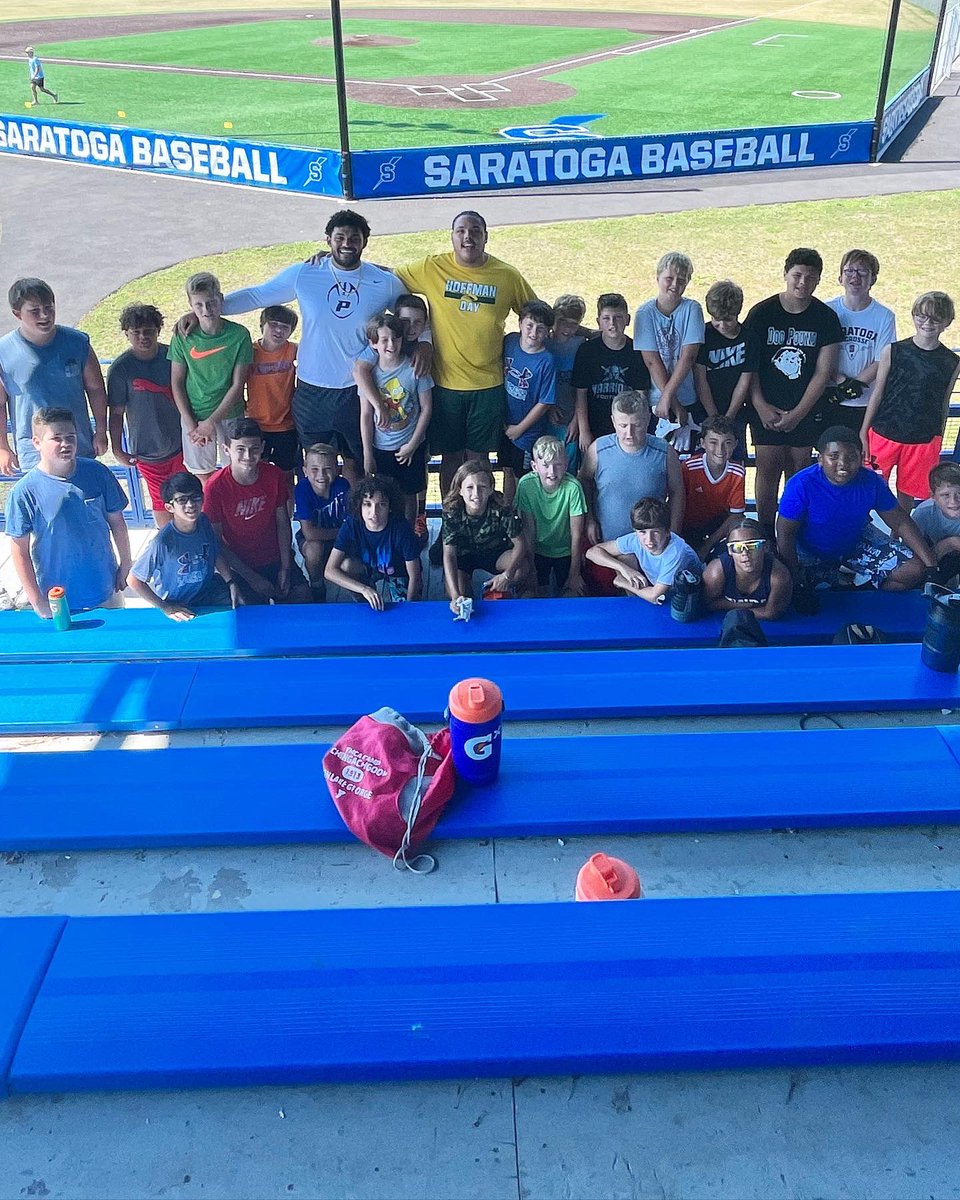 Huge thank you to Kevin Toote and Demetri Swann for speaking at camp today! Great message by both. #saratogacounty #saratogasprings #sportscamp #americanfooball #CollegeFootball