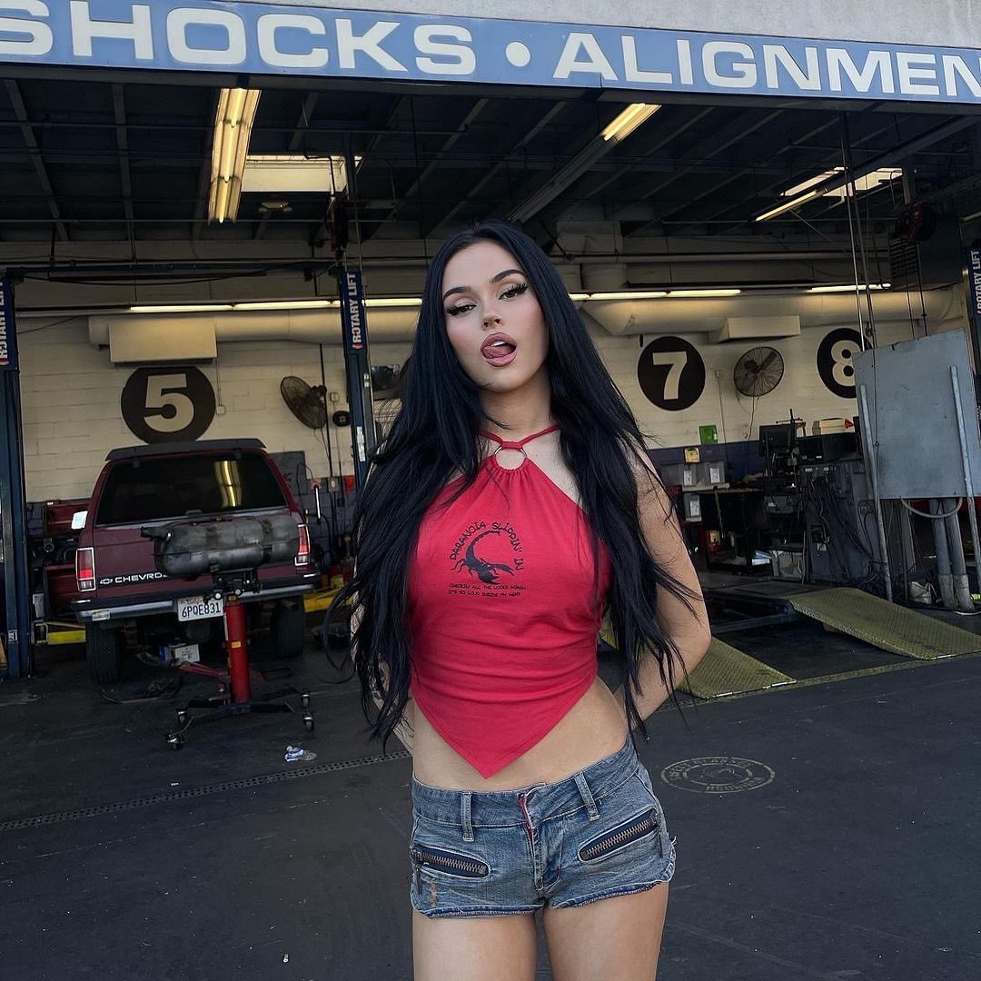 MaggieLindemann's tweet photo. 🧰🔧 @swixxz ❤️‍🩹🔩 https://t.co/tO0oEYGlQ8 https://t.co/9kMaoayK5J