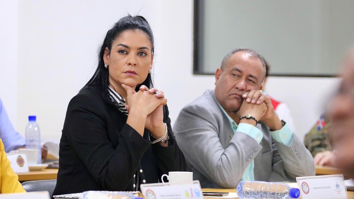 Encabezamos la 7ma Sesión Ordinaria de la <a href="/cnedom/">Comisión Nacional de Emergencias</a> donde el Instituto Dominicano de Desarrollo Integral (IDDI) nos presentó a través de los señores Pedro Zucarini y Luis Javier, el proyecto que busca aumentar la capacidad de resiliencia climática en la provincia de San Cristóbal.