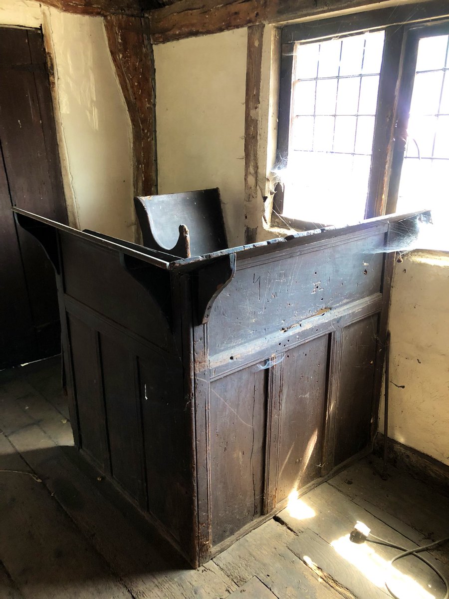 Anna Keay tweet media