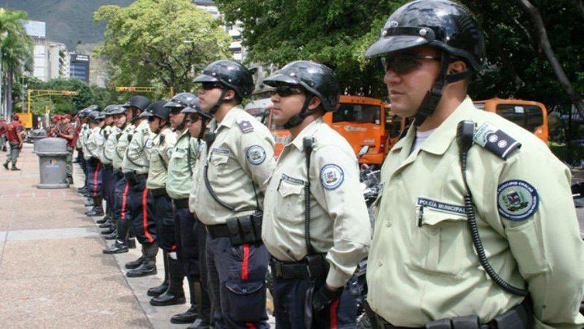 #20Julio Presidí Reunión de Seguridad en la sede Polichacao, donde revisamos temas del eje metropolitano, (Sucre, Hatillo, Chacao, Baruta, Libertador) tecnología, buenas prácticas policiales, conexión popular, respeto a los DDHH y prevención integral para la Vida y La Paz.