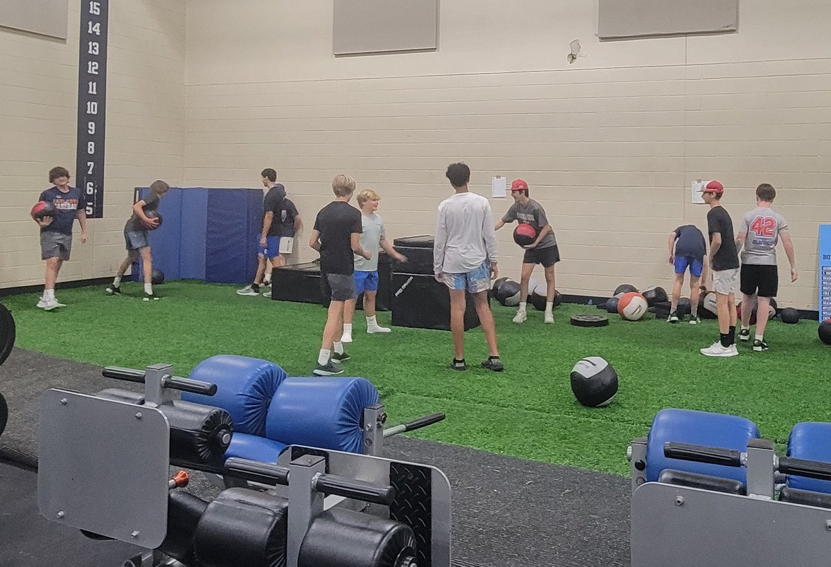 PBBplayerDev's tweet photo. It's a "Great Day to be Alive" in #Club30062
Last Wednesday workout / open field of the summer!
School starting next week!
Final workout Thursday at 11AM!
#ParadisecityUSA https://t.co/9Od9ThHOVI