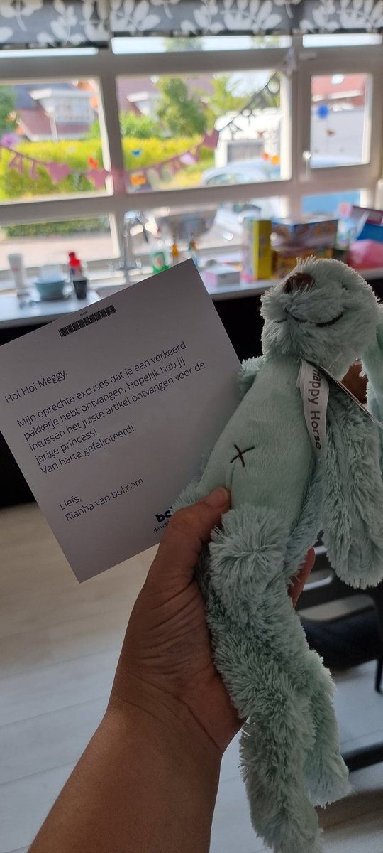 Wat lief, <a href="/bol_com/">bol</a> ! Het is uiteindelijk allemaal goedgekomen 🥰