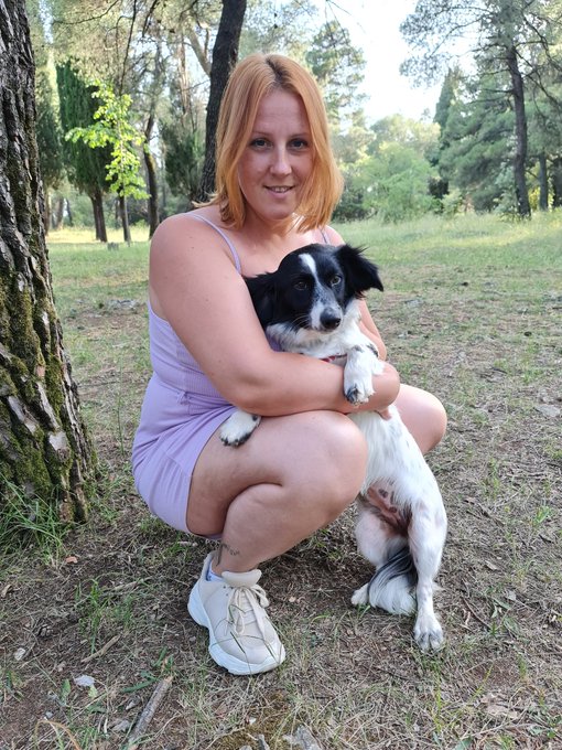 And this is my best friend.  Yes, I love both cats and dogs, I can't choose who to love more. https://t