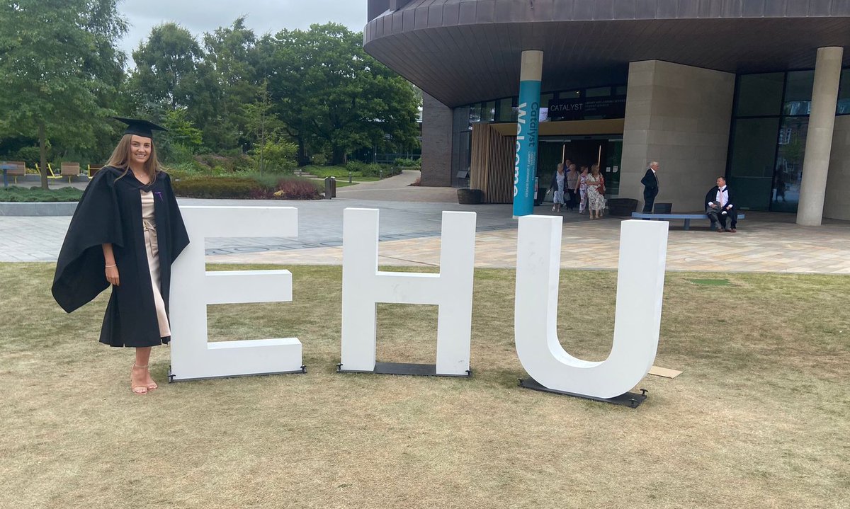 missahewitson's tweet photo. Edge Hill Graduate 👩🏼‍🎓
Next chapter starts now… ✨ https://t.co/ZUszUH2tAk