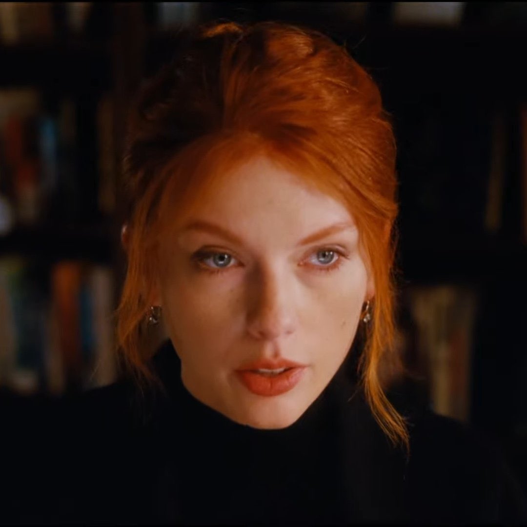 tracklist's tweet photo. “All Too Well (10 Minute Version)”, de Taylor Swift, foi eleita pela Billboard como a melhor música de término de todos os tempos 🧣 https://t.co/6gHEeKEzDC