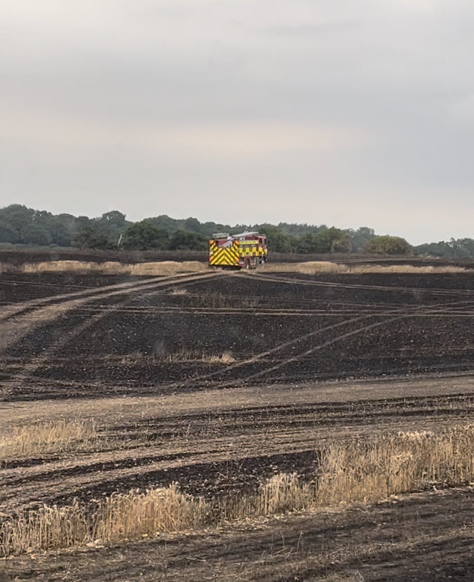 Something a little different for HfRS Drone asset this evening. Assisting Old Welywn crews identify hot spots after yesterday’s crazy day. 🥵 #Heatwave2022