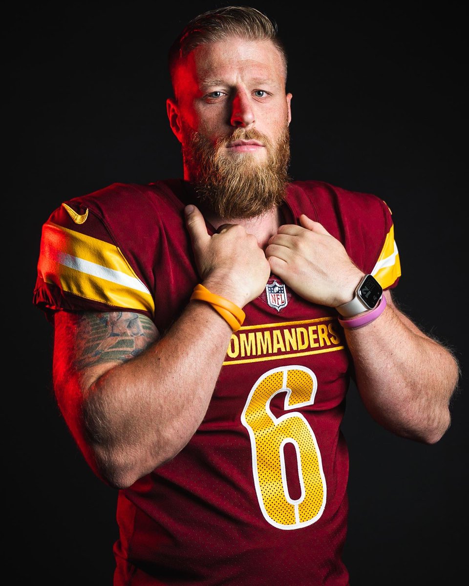 Commanders's tweet image. joey’s strength rating should be a 98 too tbqh 💪