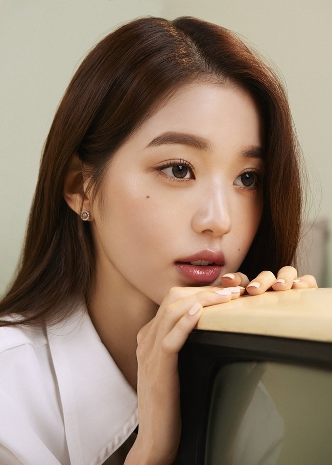 fr_everyoung10's tweet photo. Hapa Kristin ♥️
#장원영 #원영 #JANGWONYOUNG #ウォニョン  #アイヴ #IVE #아이브 https://t.co/Db3xGOht3x