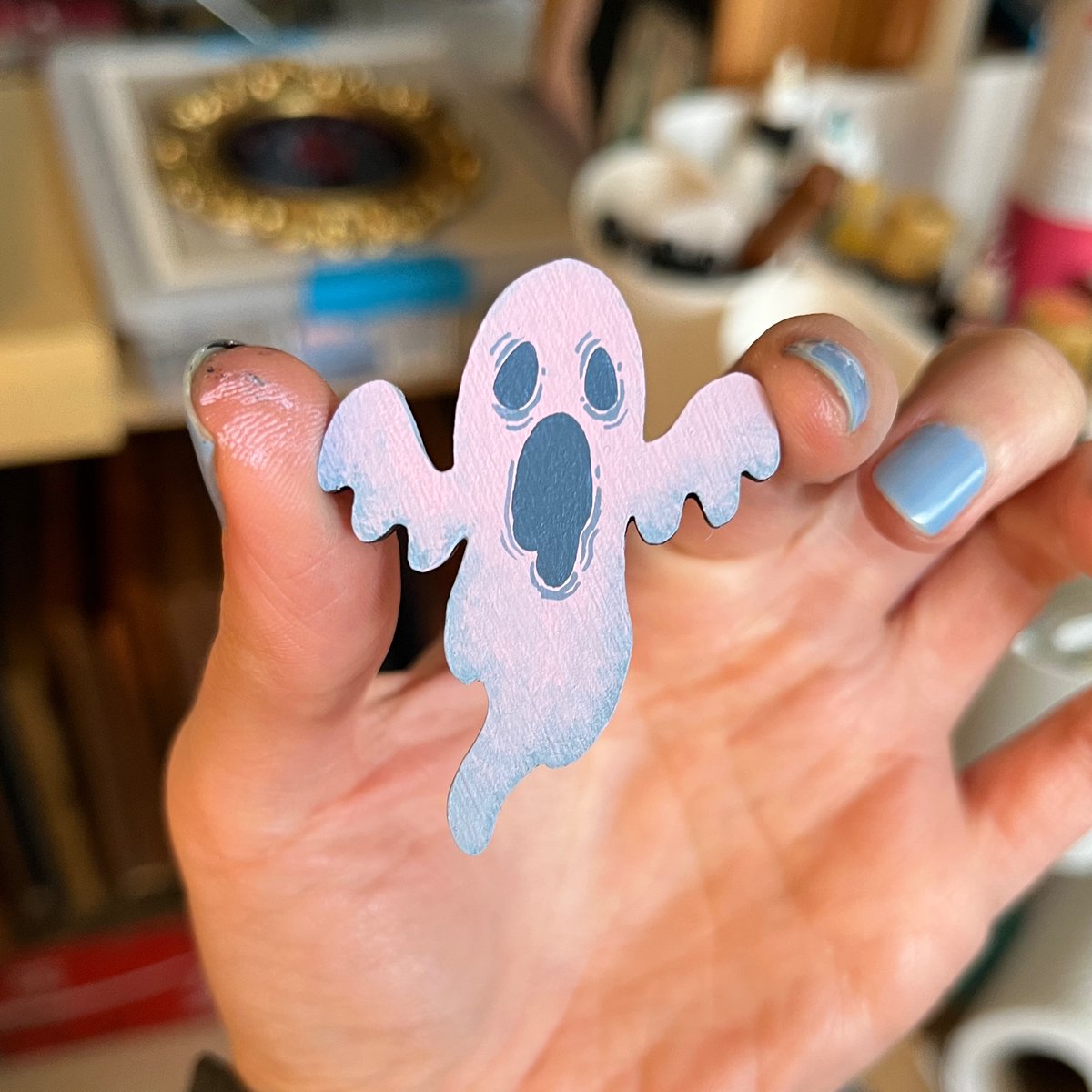 ghosts turn milk green tweet media