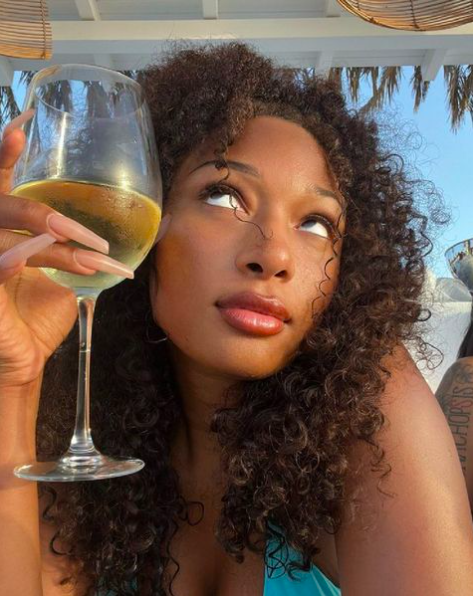 Is it the weekend yet?🥂