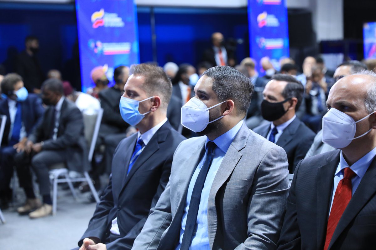 ¡Llegó el día! Luego de un debate intenso y de una gran consulta popular, queda promulgada la Ley Orgánica de Zonas Económicas Especiales. Nuestro país retoma el camino para el desarrollo de las fuerzas productivas, las inversiones y del comercio. ¡Cabalgamos Victoriosos!