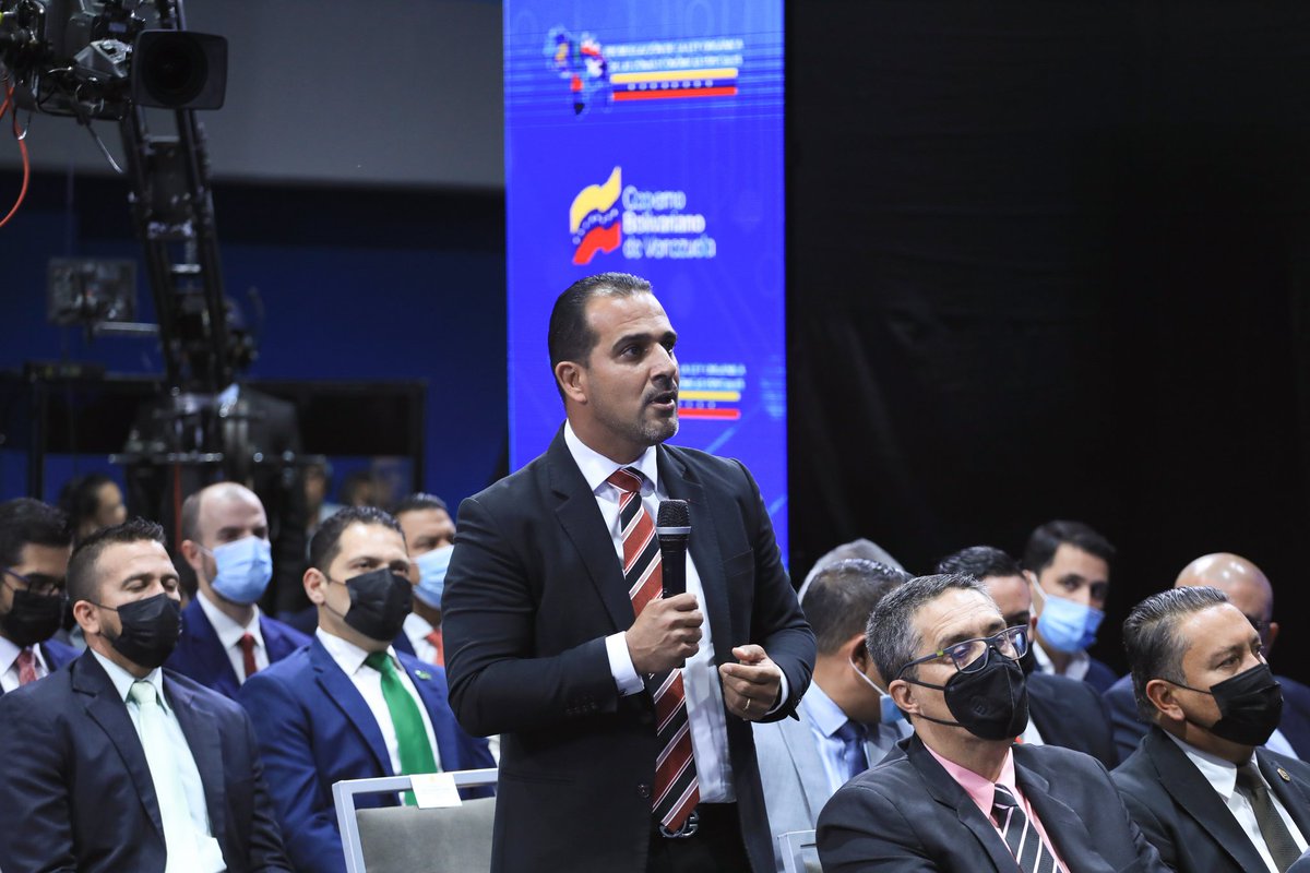 NicolasMaduro's tweet photo. ¡Aprobada! La creación de la Superintendencia de Zonas Económicas Especiales, institución encargada de la rectoría y la coordinación de las primeras 5 zonas definidas en: Paraguaná, Puerto Cabello-Morón, La Guaira, Margarita y la Isla La Tortuga. ¡Avancemos! https://t.co/9STdQLHEXd